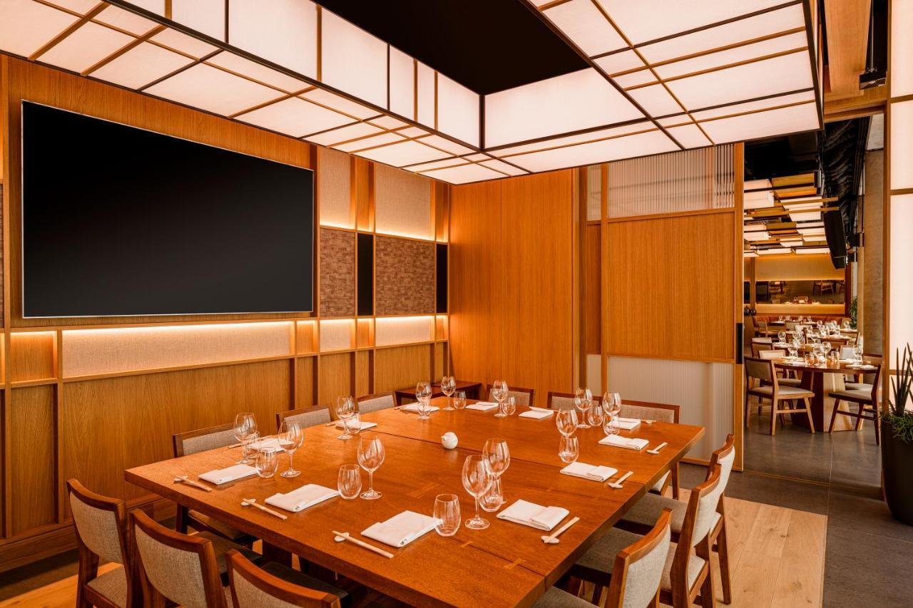 Nobu Hotel Varsavia Esterno foto Interior of the restaurant