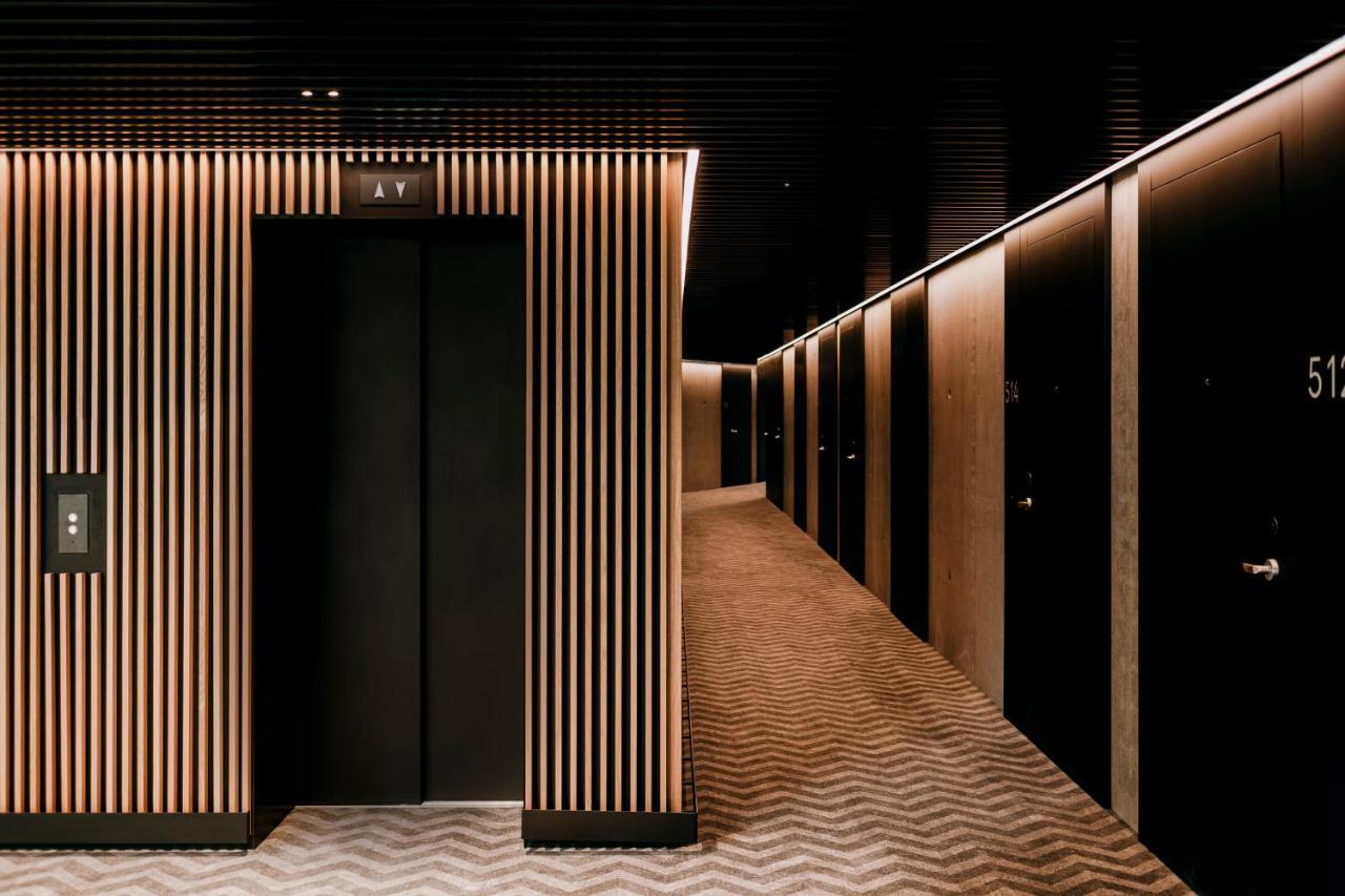 Nobu Hotel Varsavia Esterno foto The hotel's interior